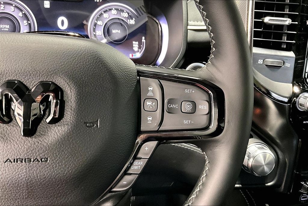2026 RAM Ram 1500 RAM 1500 LIMITED CREW CAB 4X4 5'7' BOX