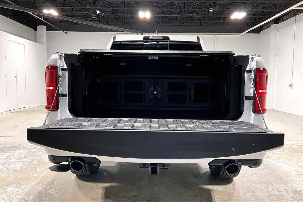 2026 RAM Ram 1500 RAM 1500 LIMITED CREW CAB 4X4 5'7' BOX