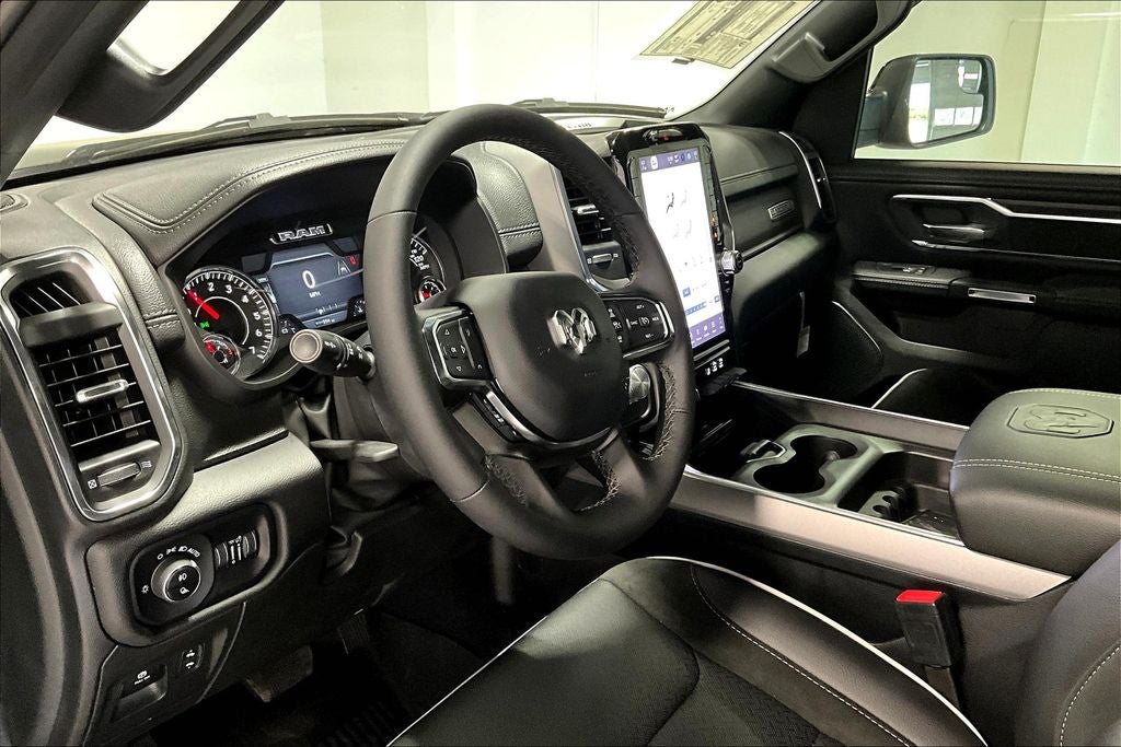 2025 RAM Ram 1500 RAM 1500 LARAMIE CREW CAB 4X4 5'7' BOX