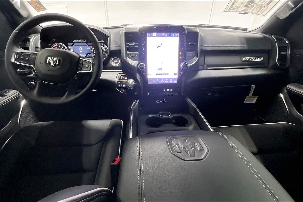 2025 RAM Ram 1500 RAM 1500 LARAMIE CREW CAB 4X4 5'7' BOX