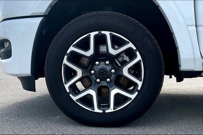 2025 RAM Ram 1500 RAM 1500 LARAMIE CREW CAB 4X4 5'7' BOX