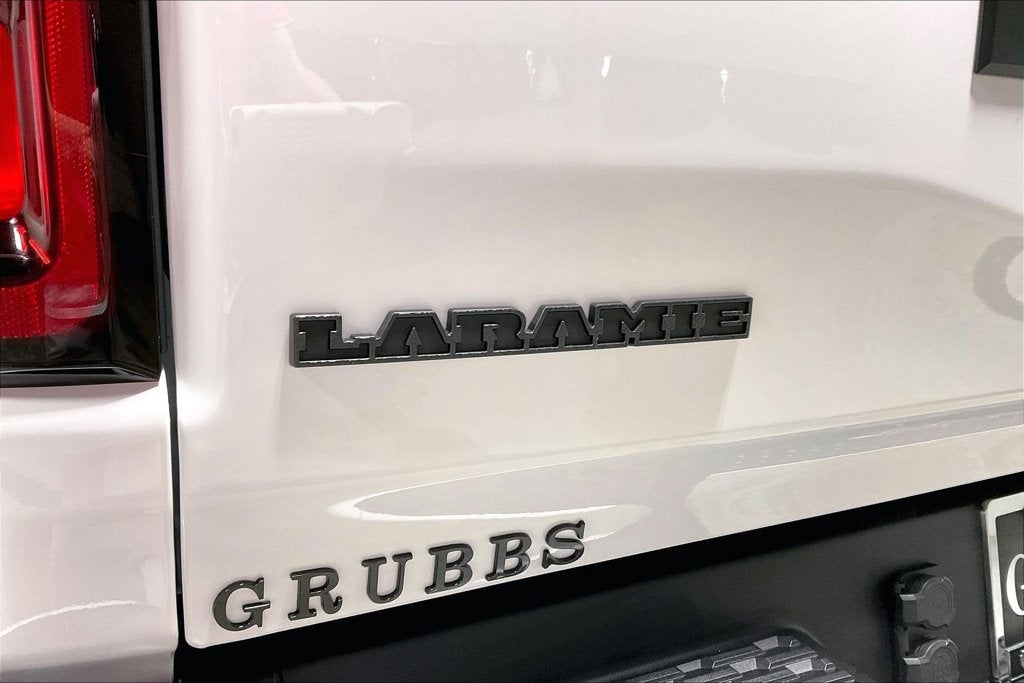 2027 RAM Ram 1500 RAM 1500 LARAMIE CREW CAB 4X4 5'7' BOX