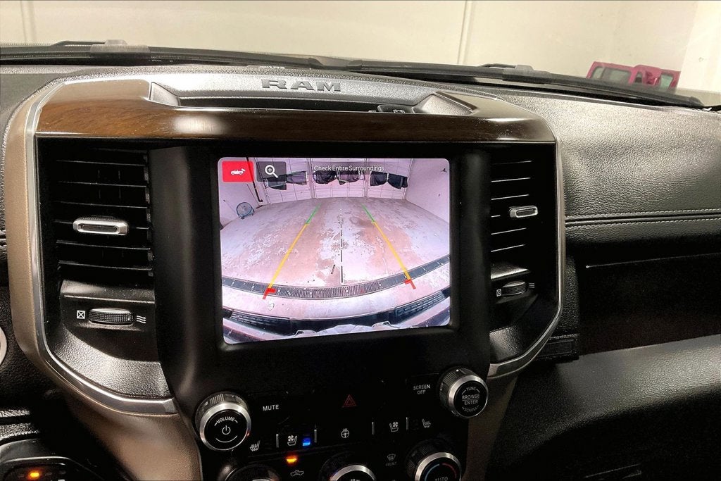 2022 RAM 1500 Laramie Crew Cab 4x4 5'7' Box