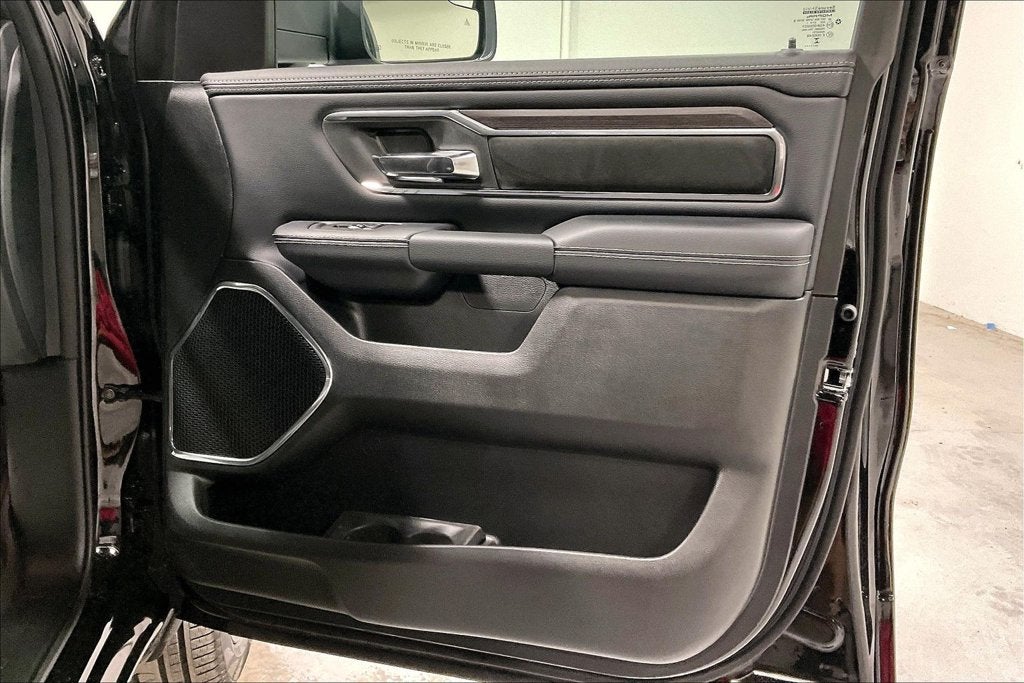 2027 RAM Ram 1500 RAM 1500 LARAMIE CREW CAB 4X4 5'7' BOX