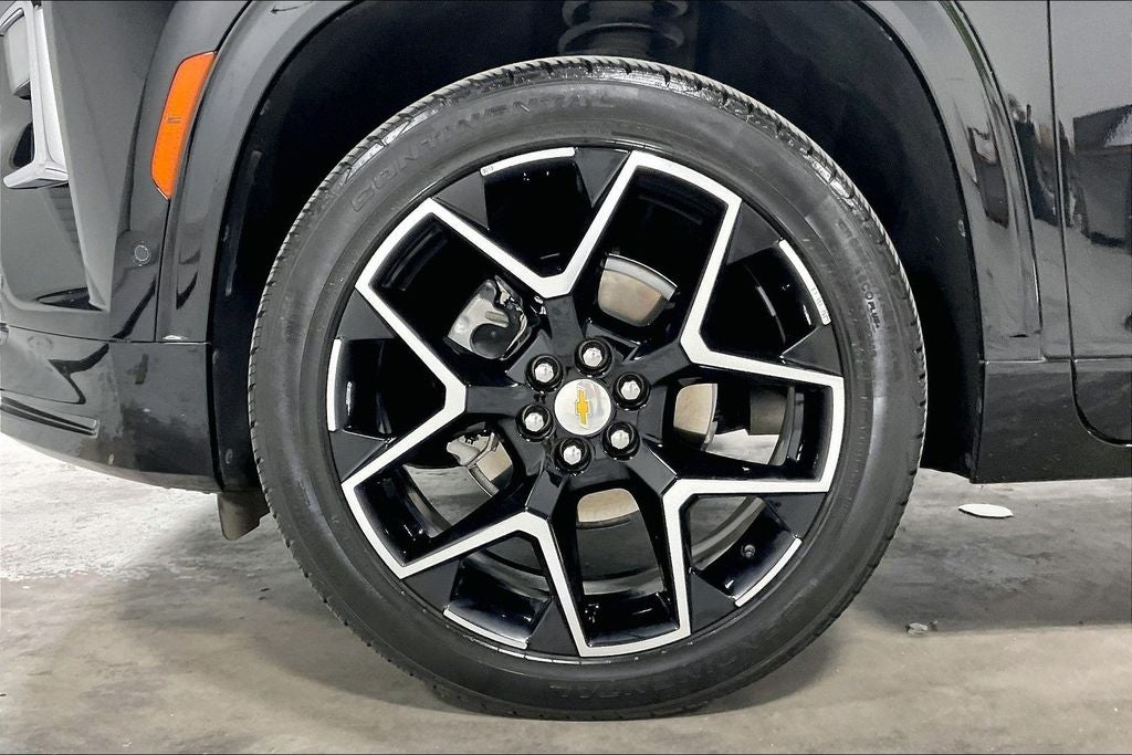 2025 Chevrolet Traverse AWD High Country