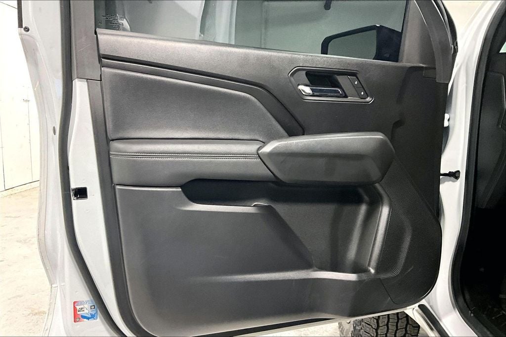 2023 GMC Canyon 4WD Crew Cab Short Box Elevation