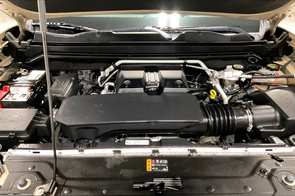 2024 GMC Canyon 4WD AT4