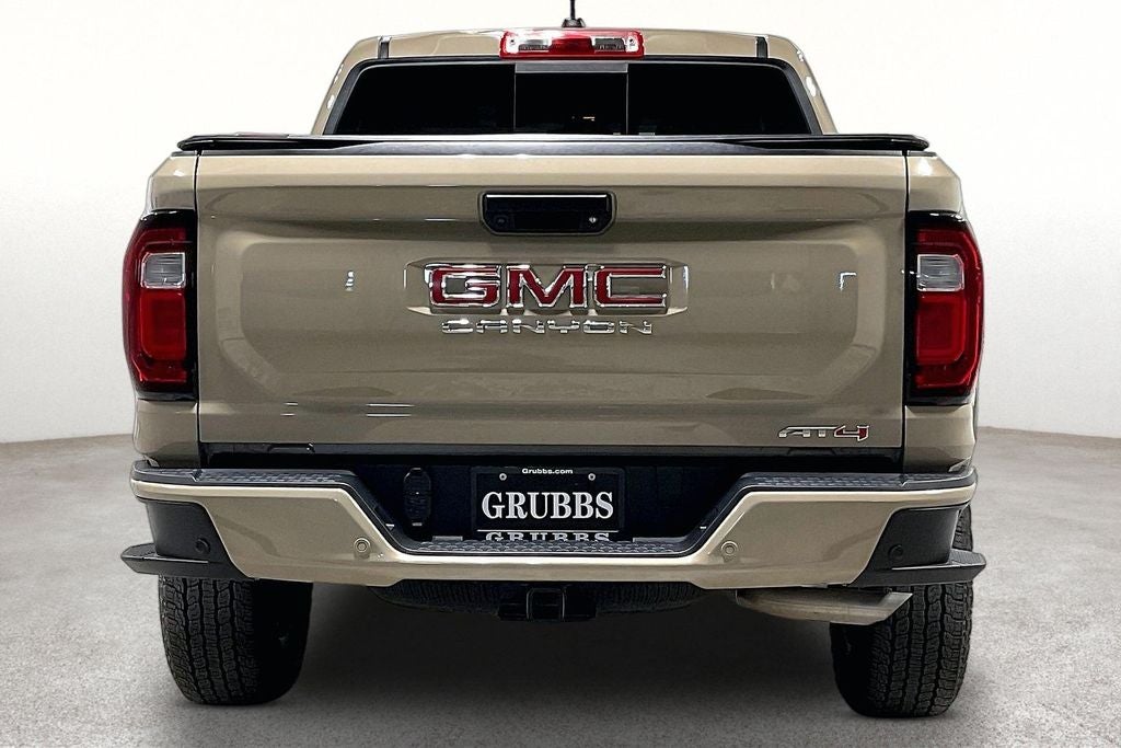 2024 GMC Canyon 4WD AT4