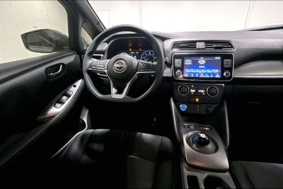 2025 Nissan LEAF S