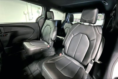 2026 Chrysler Voyager VOYAGER LX