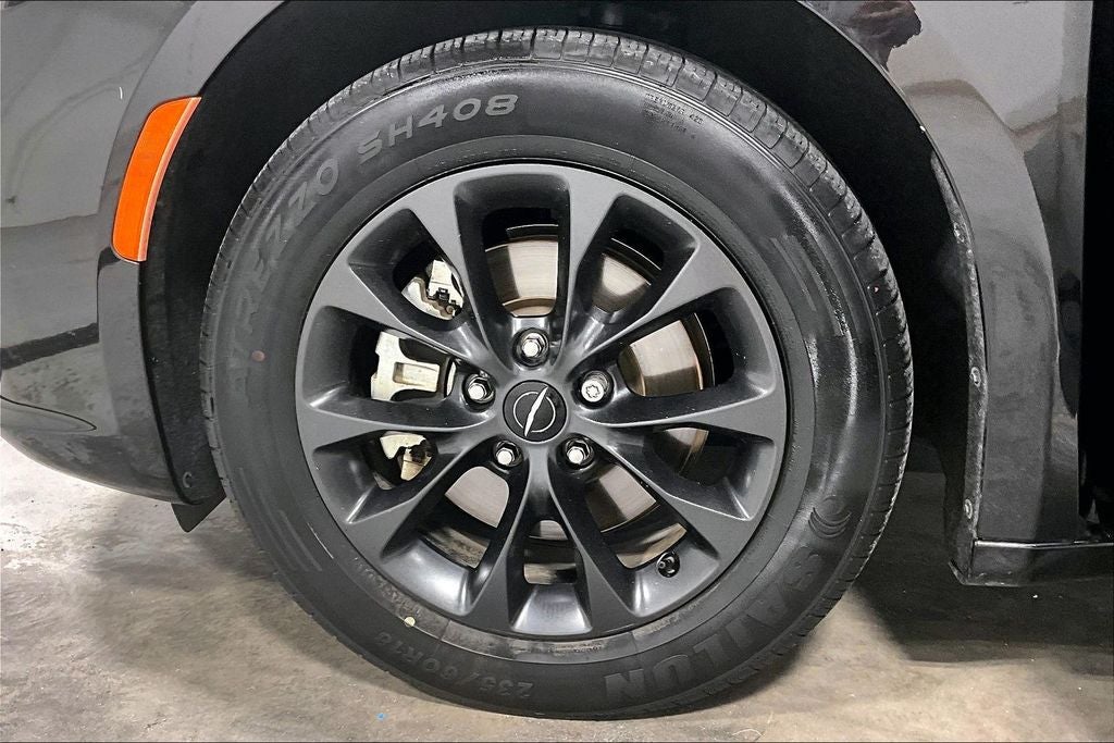 2021 Chrysler Pacifica Touring