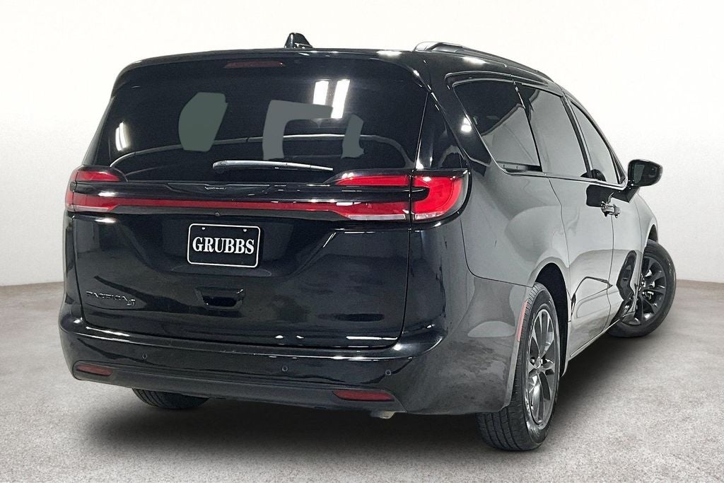 2021 Chrysler Pacifica Touring
