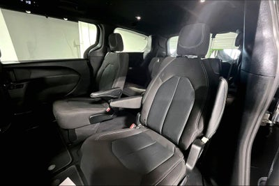 2021 Chrysler Pacifica Touring
