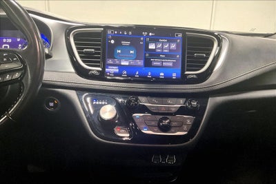 2021 Chrysler Pacifica Touring