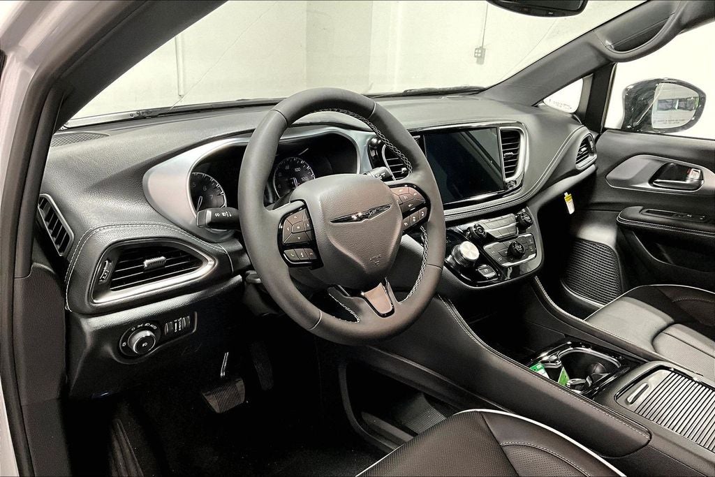 2026 Chrysler Pacifica PACIFICA LIMITED