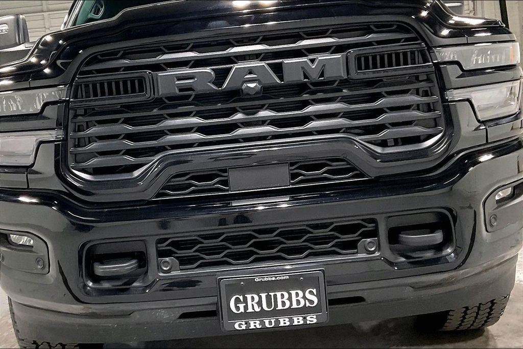 2026 RAM 3500 Big Horn Crew Cab 4x4 6'4' Box
