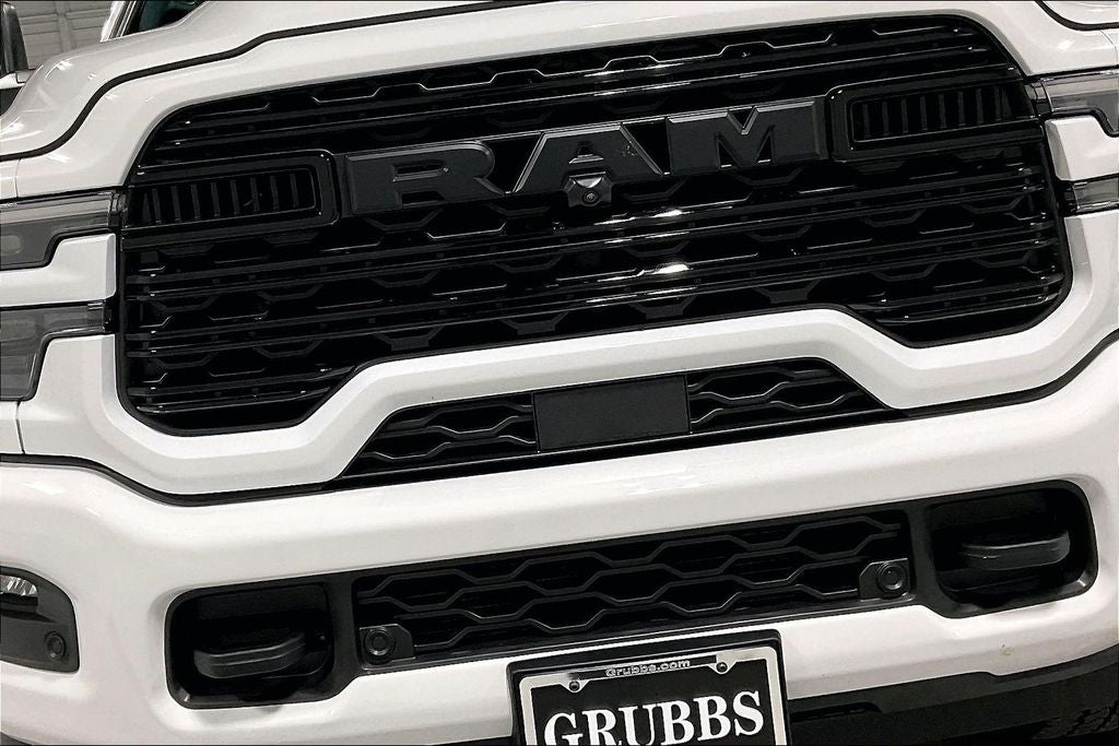 2026 RAM Ram 3500 RAM 3500 LIMITED MEGA CAB 4X4 6'4' BOX