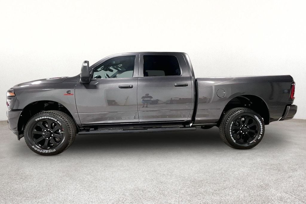 2027 RAM Ram 2500 RAM 2500 BLACK EXPRESS CREW CAB 4X4 6'4' BOX