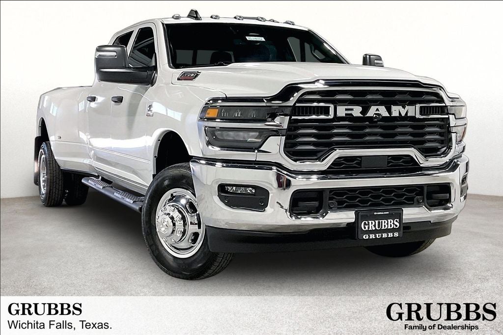 2026 RAM Ram 3500 RAM 3500 TRADESMAN CREW CAB 4X4 8' BOX