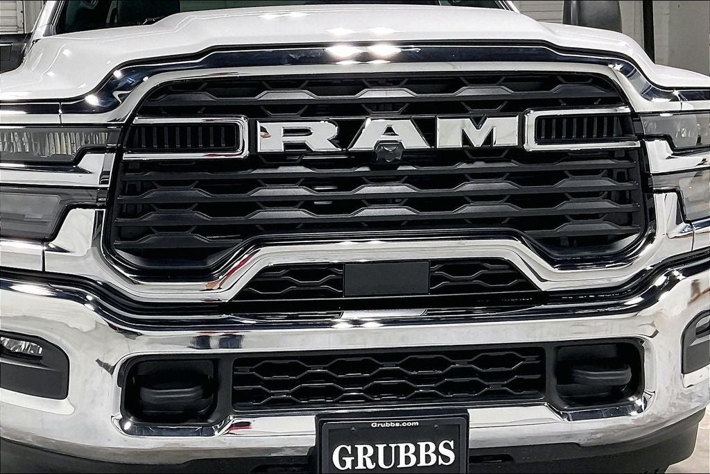 2027 RAM Ram 3500 RAM 3500 TRADESMAN CREW CAB 4X4 8' BOX