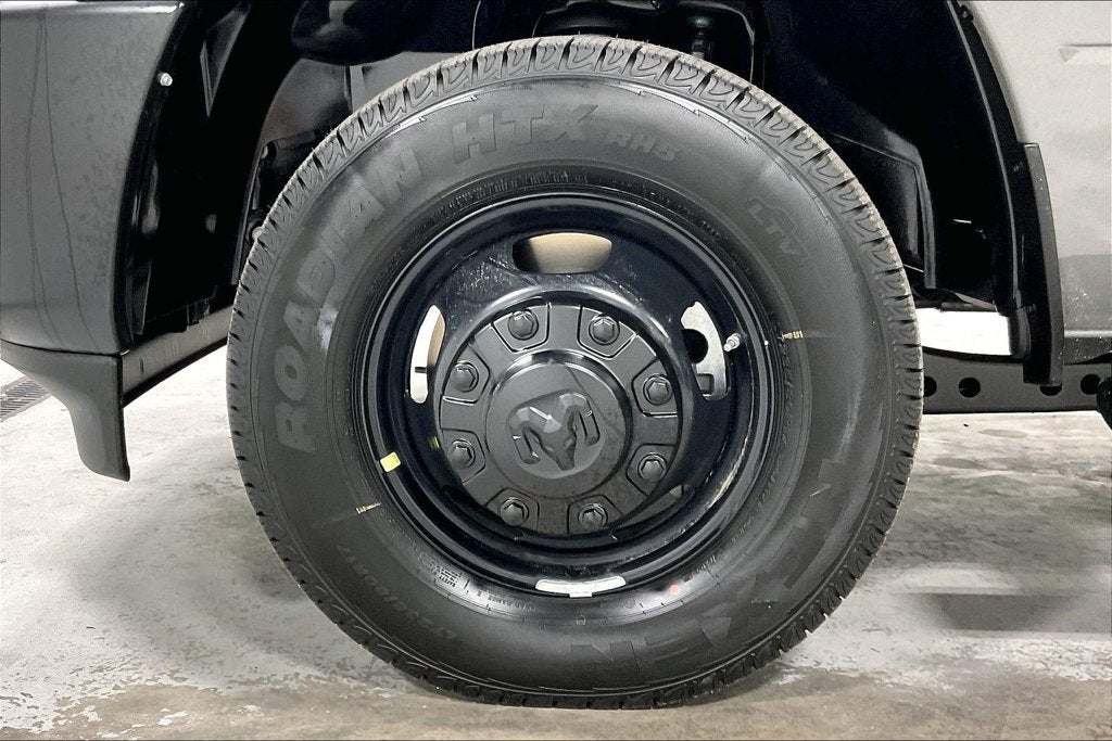 2027 RAM Ram 3500 RAM 3500 TRADESMAN CREW CAB 4X4 8' BOX