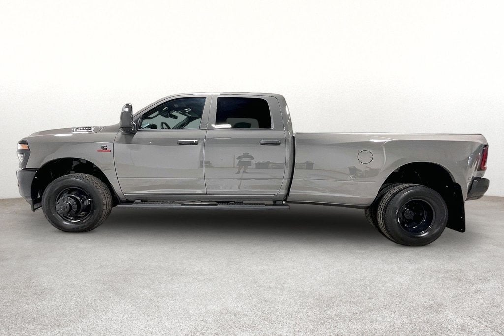 2027 RAM Ram 3500 RAM 3500 TRADESMAN CREW CAB 4X4 8' BOX