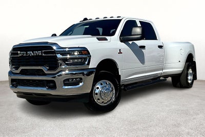 2026 RAM Ram 3500 RAM 3500 TRADESMAN CREW CAB 4X4 8' BOX