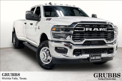 2026 RAM 3500 Tradesman Crew Cab 4x4 8' Box
