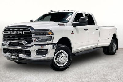 2026 RAM 3500 Tradesman Crew Cab 4x4 8' Box