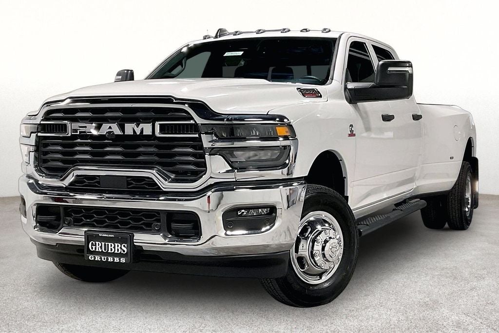 2026 RAM Ram 3500 RAM 3500 TRADESMAN CREW CAB 4X4 8' BOX