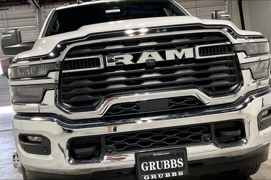 2026 RAM Ram 3500 RAM 3500 TRADESMAN CREW CAB 4X4 8' BOX