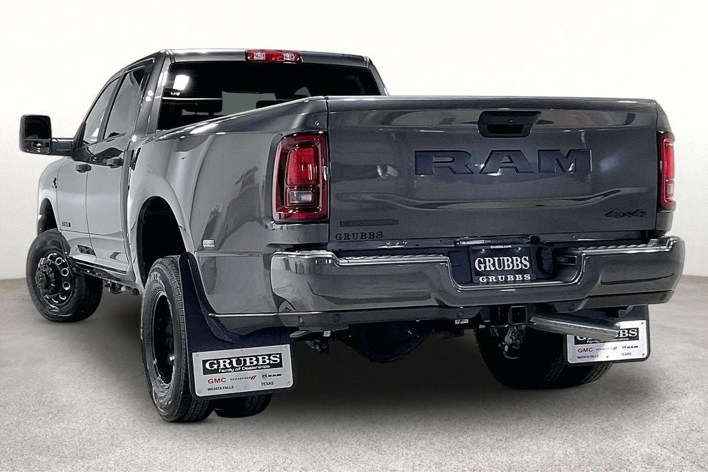 2026 RAM 3500 Big Horn Crew Cab 4x4 8' Box