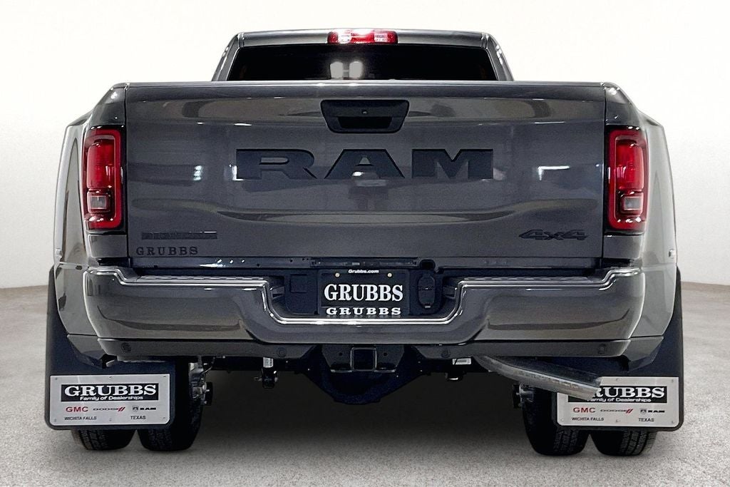 2026 RAM 3500 Big Horn Crew Cab 4x4 8' Box