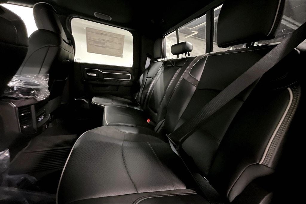 2026 RAM Ram 3500 RAM 3500 LARAMIE CREW CAB 4X4 8' BOX