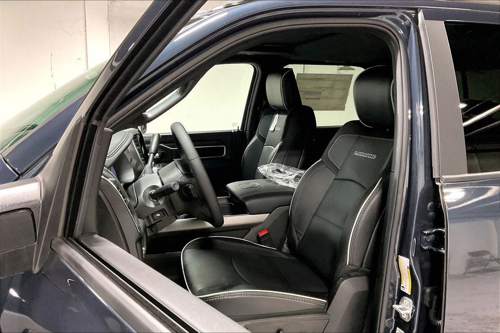 2026 RAM Ram 3500 RAM 3500 LARAMIE CREW CAB 4X4 8' BOX