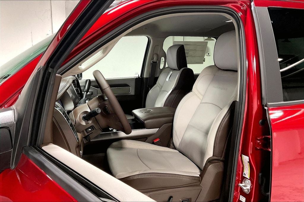 2026 RAM Ram 3500 RAM 3500 LARAMIE CREW CAB 4X4 8' BOX