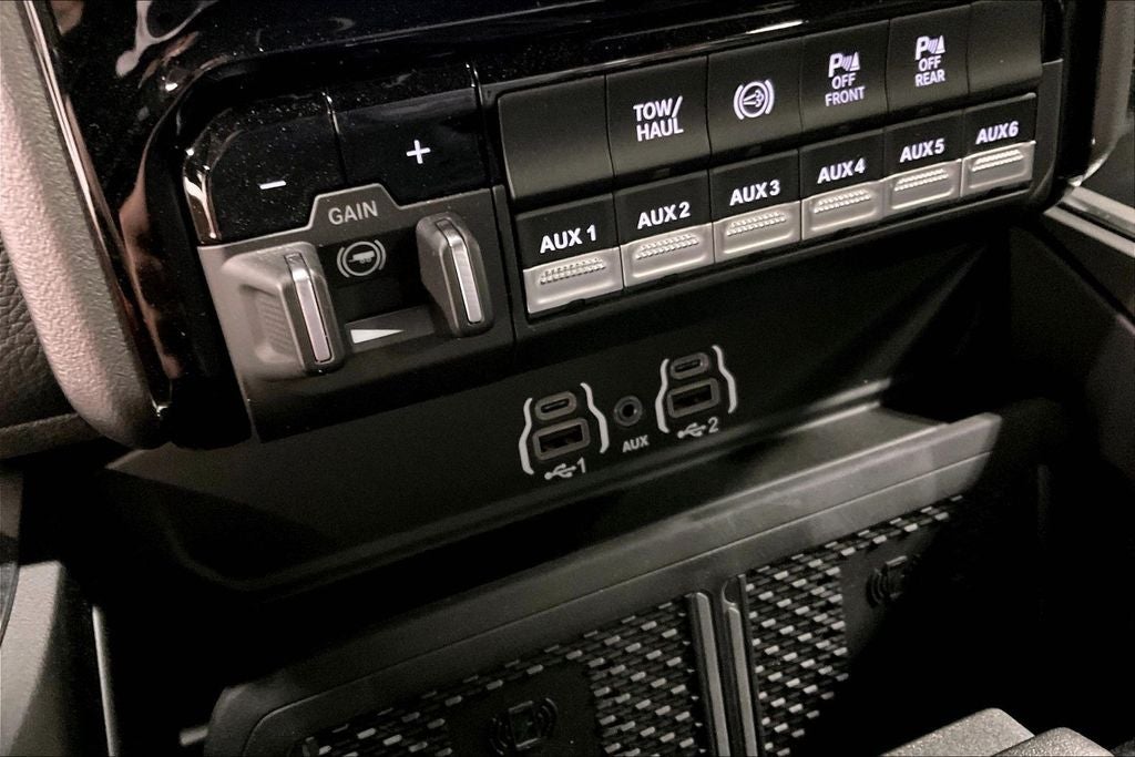 2026 RAM Ram 3500 RAM 3500 LARAMIE CREW CAB 4X4 8' BOX
