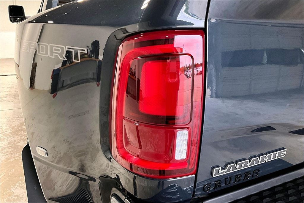 2026 RAM Ram 3500 RAM 3500 LARAMIE CREW CAB 4X4 8' BOX