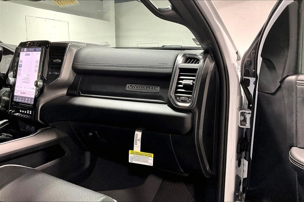 2026 RAM Ram 3500 RAM 3500 LARAMIE CREW CAB 4X4 8' BOX