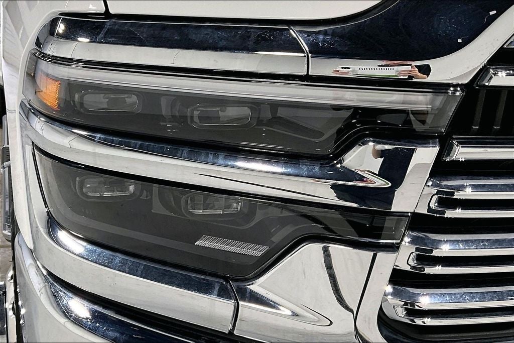 2026 RAM Ram 3500 RAM 3500 LARAMIE CREW CAB 4X4 8' BOX