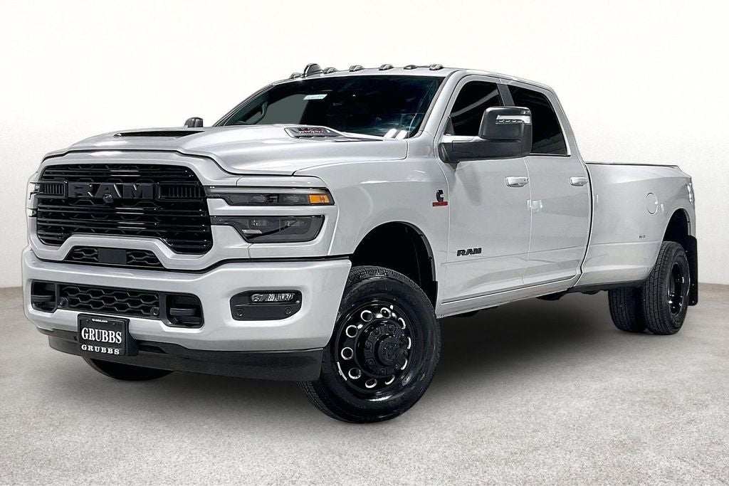 2026 RAM Ram 3500 RAM 3500 LARAMIE CREW CAB 4X4 8' BOX