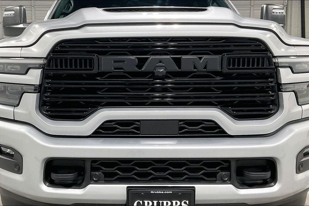 2026 RAM Ram 3500 RAM 3500 LARAMIE CREW CAB 4X4 8' BOX