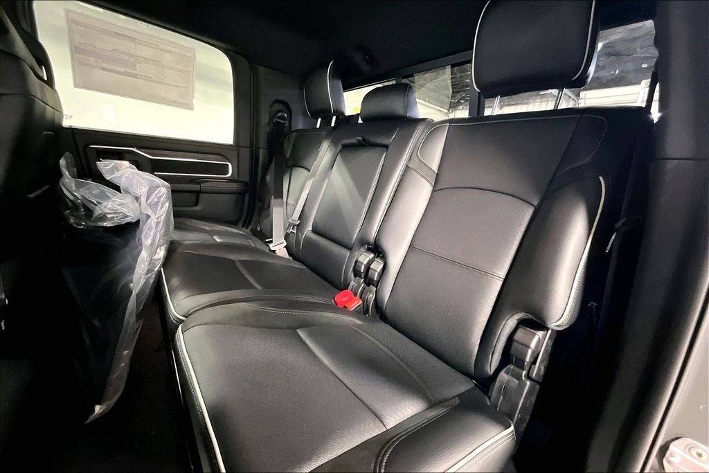 2026 RAM Ram 3500 RAM 3500 LARAMIE MEGA CAB 4X4 6'4' BOX