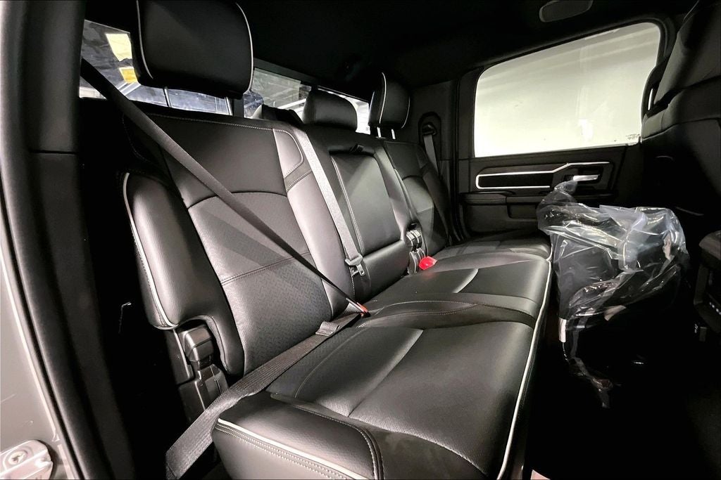 2026 RAM Ram 3500 RAM 3500 LARAMIE MEGA CAB 4X4 6'4' BOX