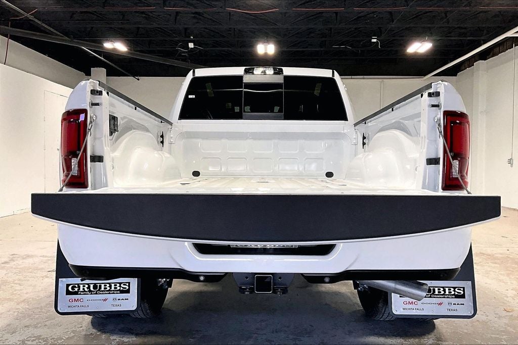 2026 RAM Ram 3500 RAM 3500 LIMITED MEGA CAB 4X4 6'4' BOX