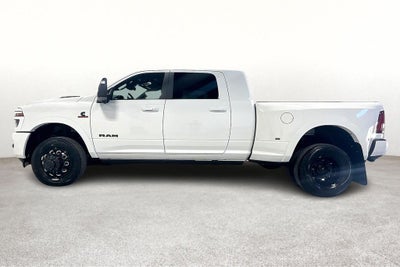 2026 RAM Ram 3500 RAM 3500 LIMITED MEGA CAB 4X4 6'4' BOX