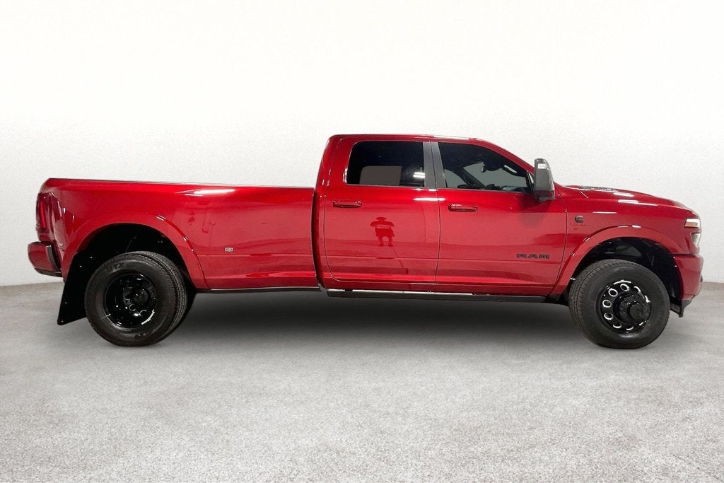 2027 RAM Ram 3500 RAM 3500 LIMITED CREW CAB 4X4 8' BOX