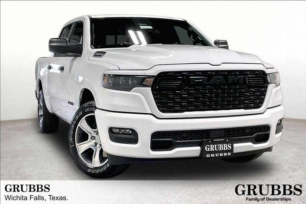 2026 RAM 1500 RAM 1500 EXPRESS CREW CAB 4X2 5'7' BOX