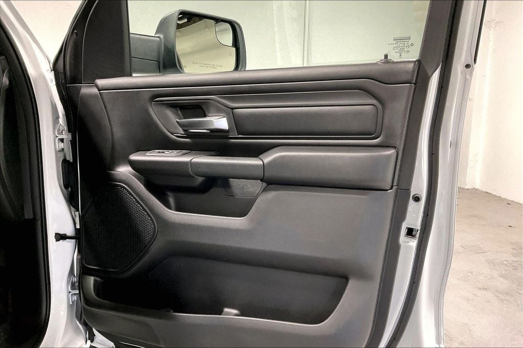 2026 RAM 1500 RAM 1500 EXPRESS CREW CAB 4X2 5'7' BOX