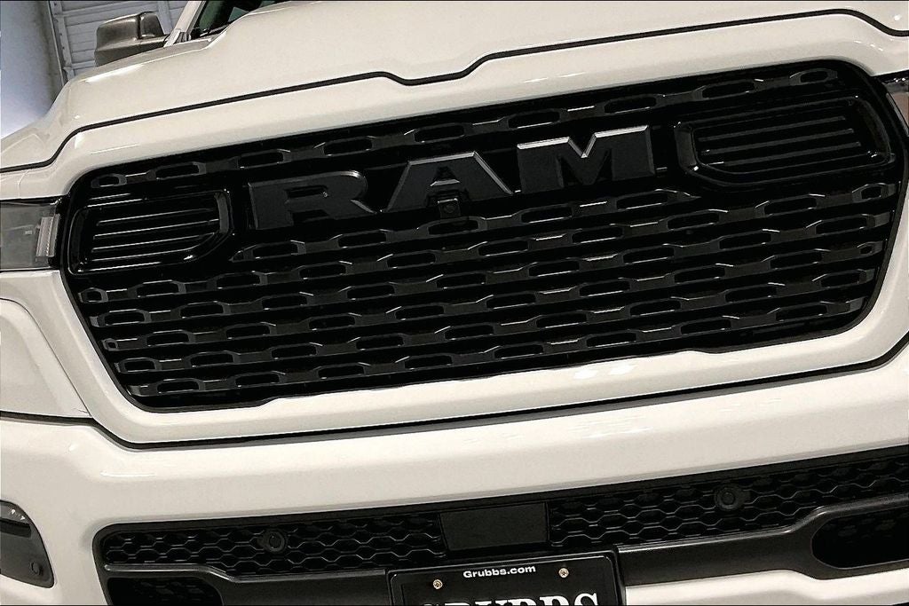2026 RAM 1500 RAM 1500 EXPRESS CREW CAB 4X2 5'7' BOX